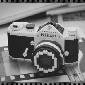 Apparieil Nikon en briques Lego